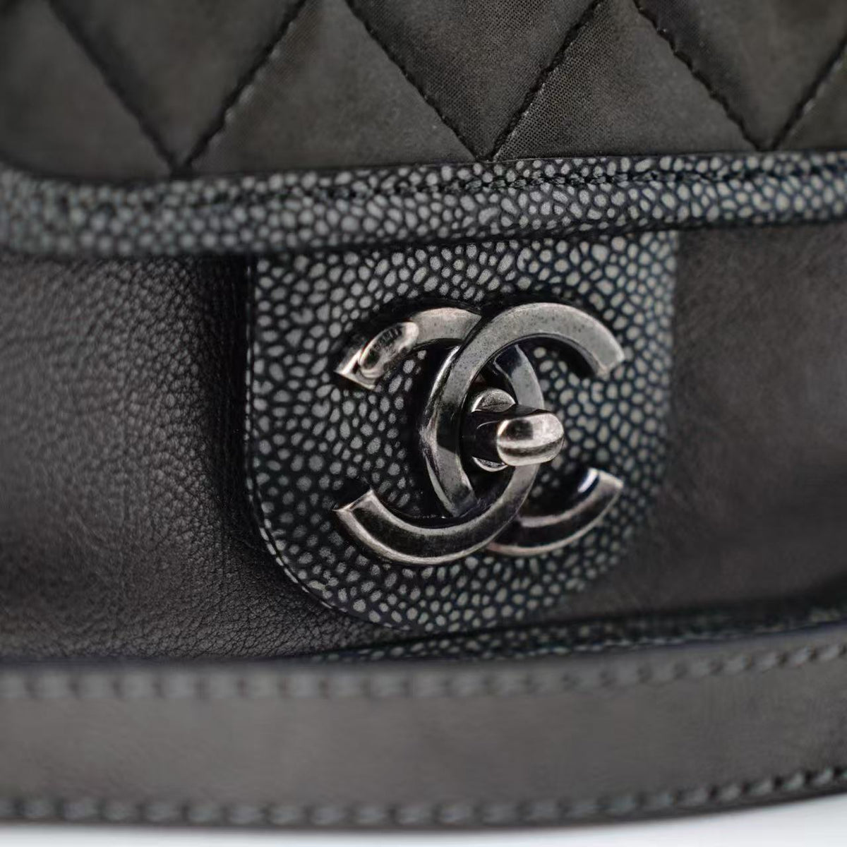 Chanel Mini Flap Crossbody Bag (Stingray‑Trim Mixed‑Leather)