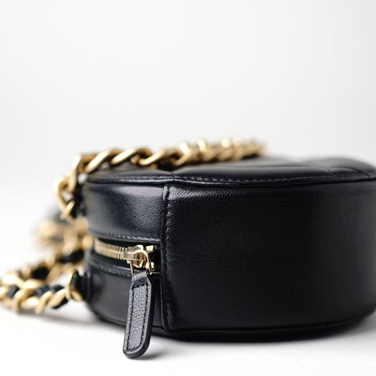 Chanel Round Cross‑body Coin Purse / Round Clutch