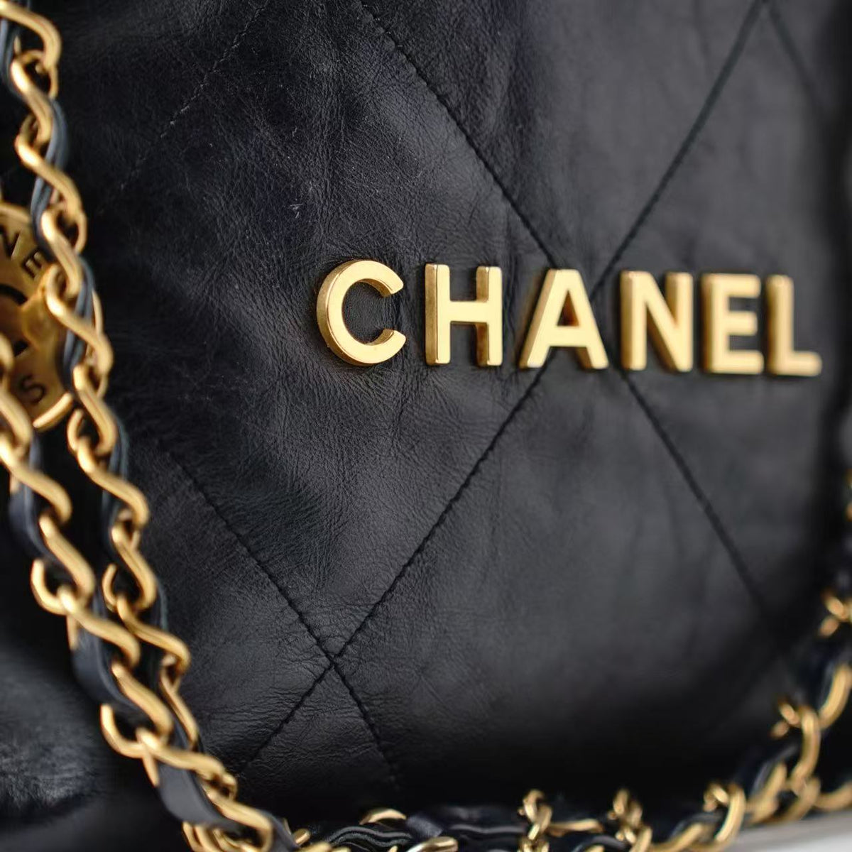 CHANEL 22 Large Shoulder Tote Bag