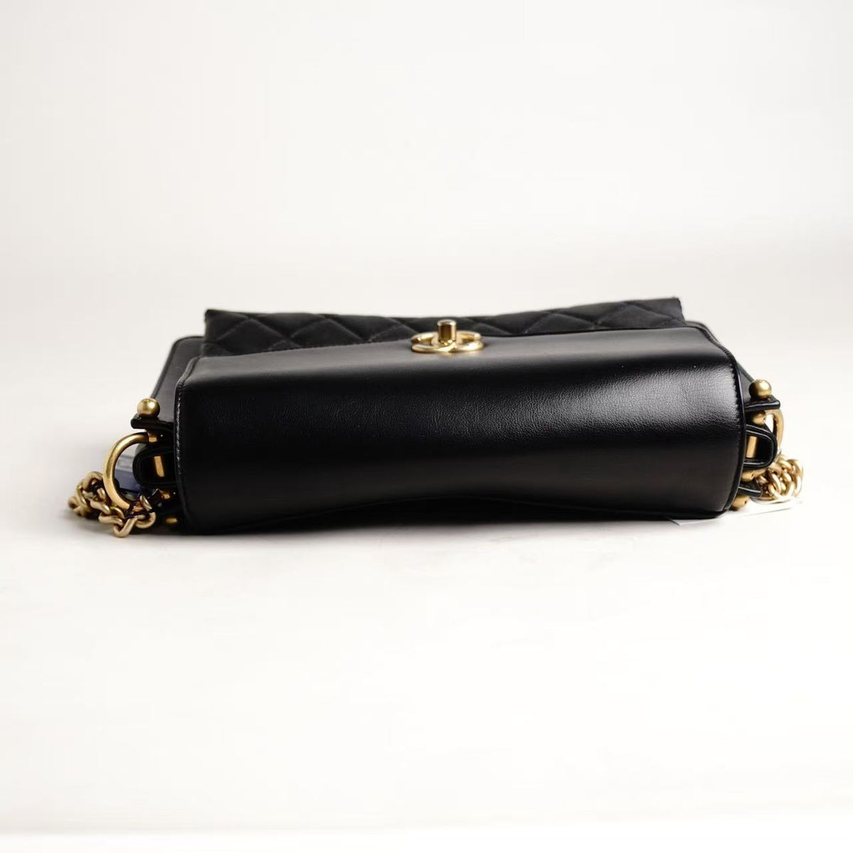 Chanel Mixed‑Leather Envelope Flap Chain Shoulder Bag