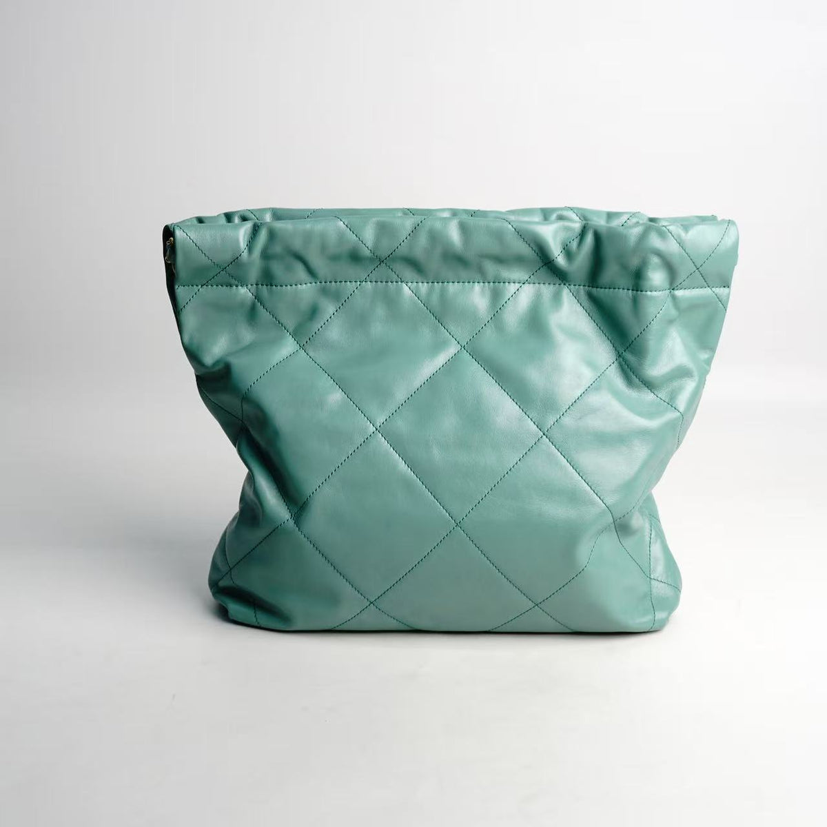 Chanel 22 Large Tote Bag in Mint Green Shiny Calfskin with Gold‑Tone Hardware