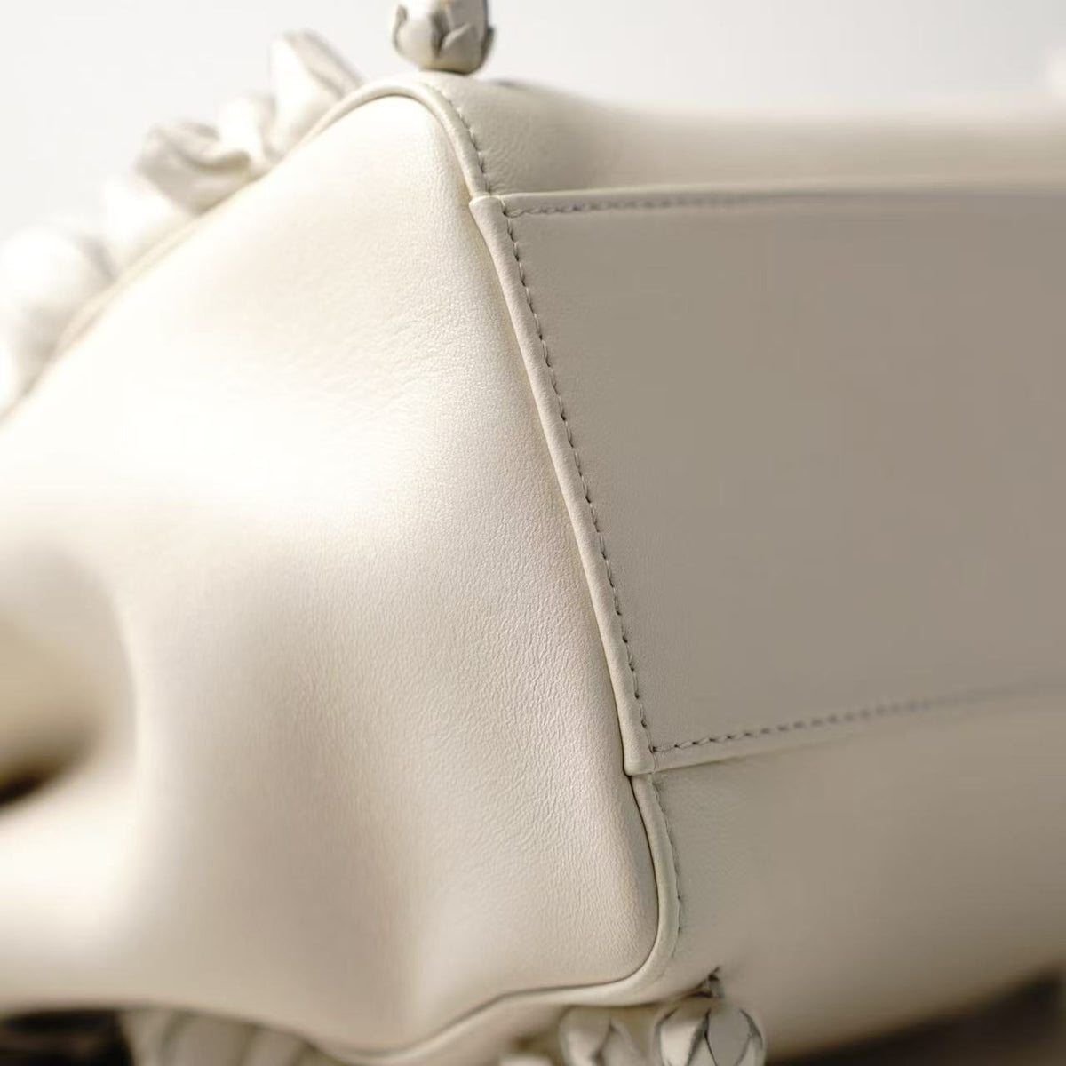 Fendi Peekaboo White Floral Appliqué Handbag
