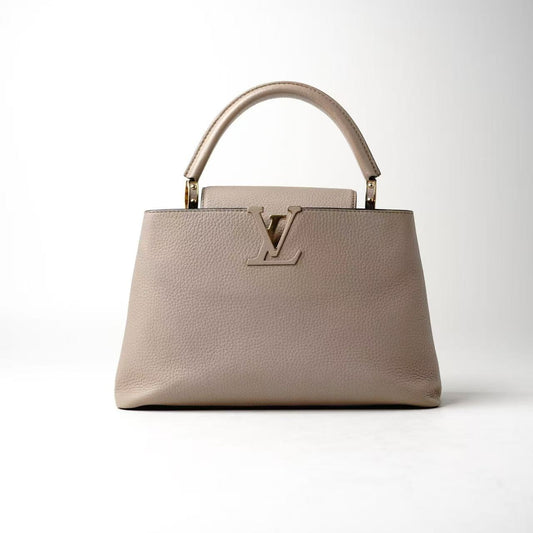 Louis Vuitton Capucines MM Handbag